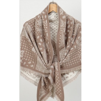 Alternative view of Nepal Scarf Spring 26