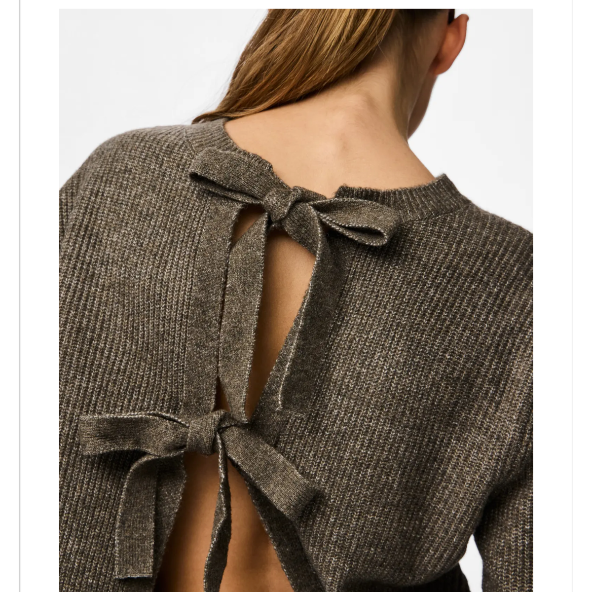 PCSILLY LS REV TIE KNIT NOOS BC